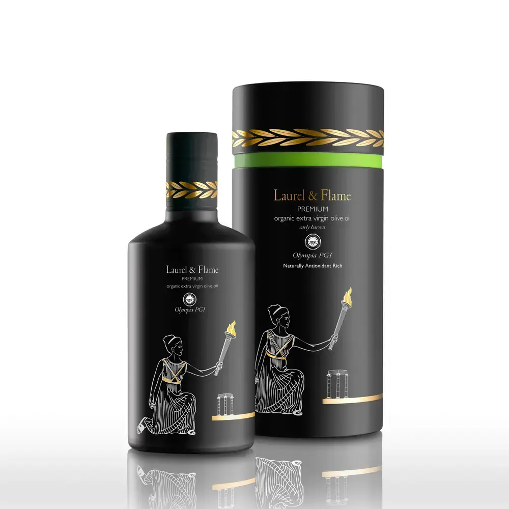 Laurel and Flame Olympia PGI βιολογικό εξαιρετικό παρθένο ελαιόλαδο μπουκάλι 500 ml μπροστινή όψη με συσκευασία δώρου